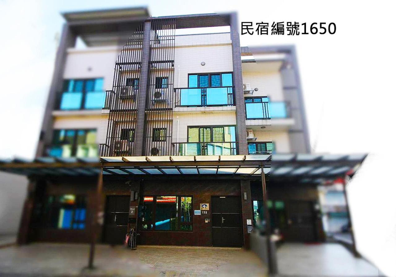 靜夜市親子民宿 Luodong Bagian luar foto